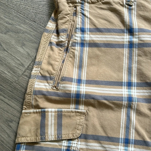 Diesel | Vintage early 2000’s checkered tan and blue cargo shorts - Picture 3 of 13